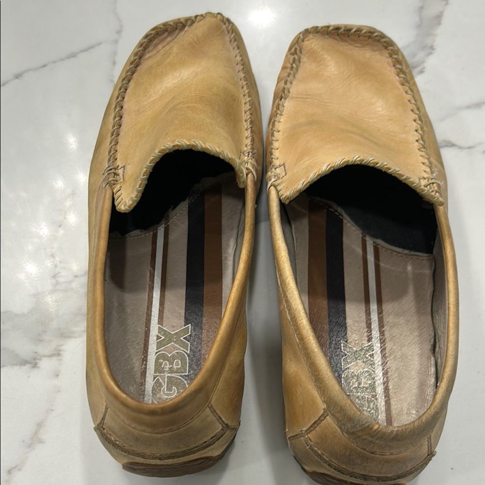 GBX Men’s Henley Soft Leather Loafers. Square Toe Casual Design.‎ Size 12